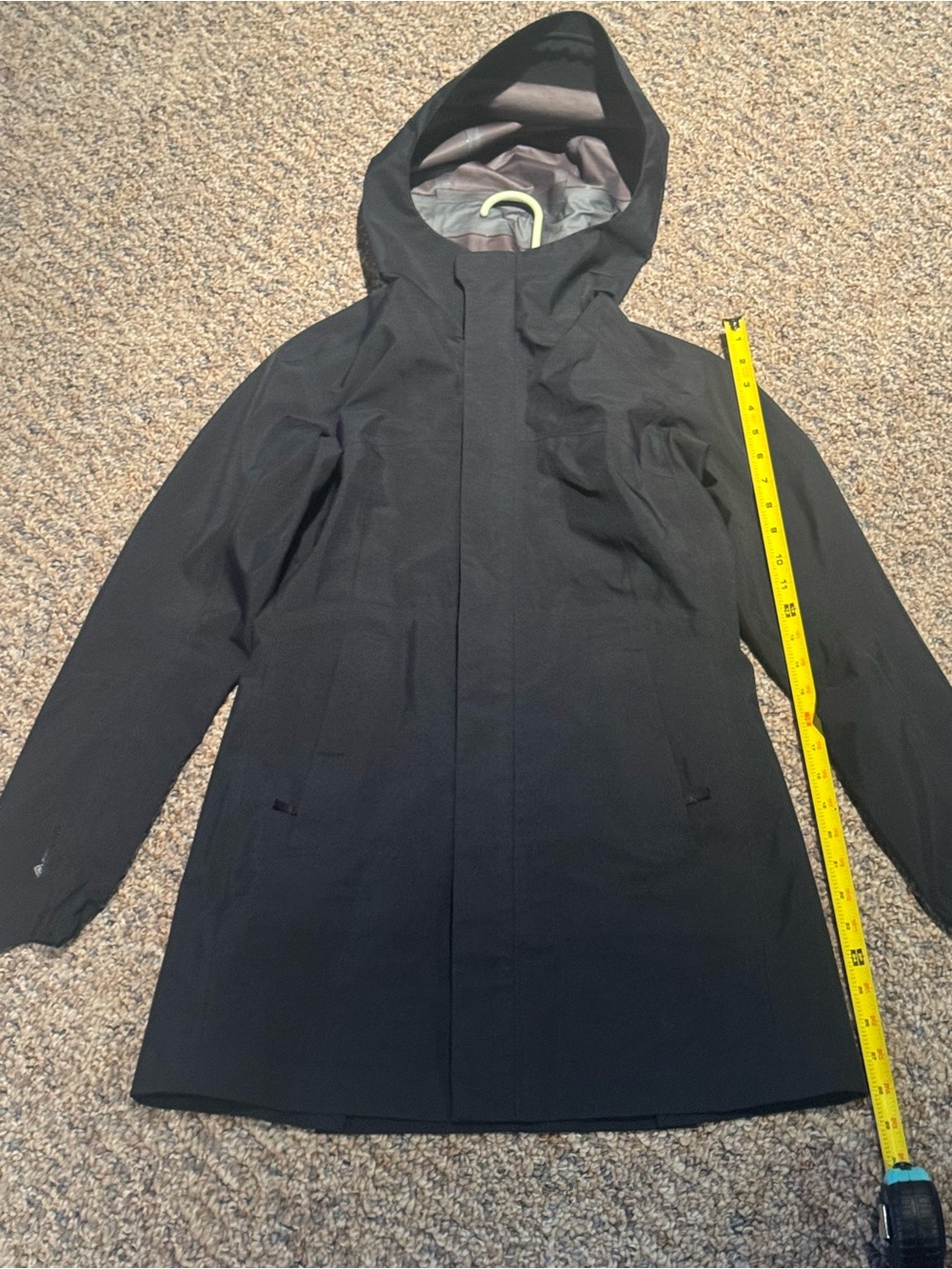 Arc'teryx Women’s Black Codetta Raincoat, Size XSmall, Like New